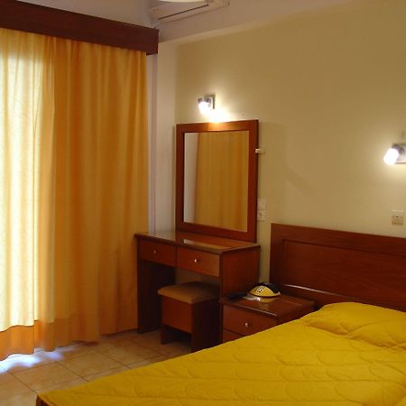 Golden Sands Hotel Agios Georgios  Exterior photo