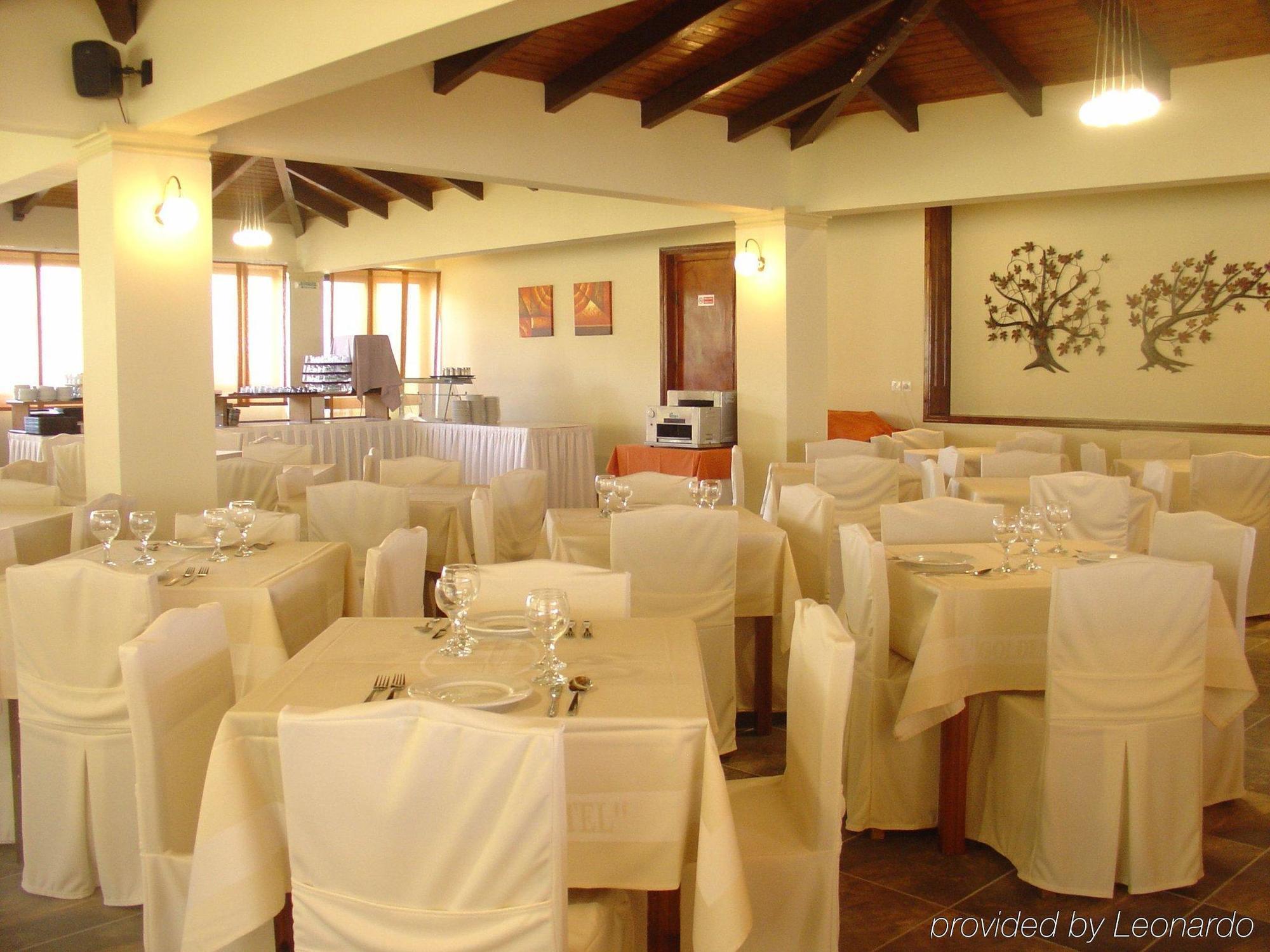 Golden Sands Hotel Agios Georgios  Restaurant photo
