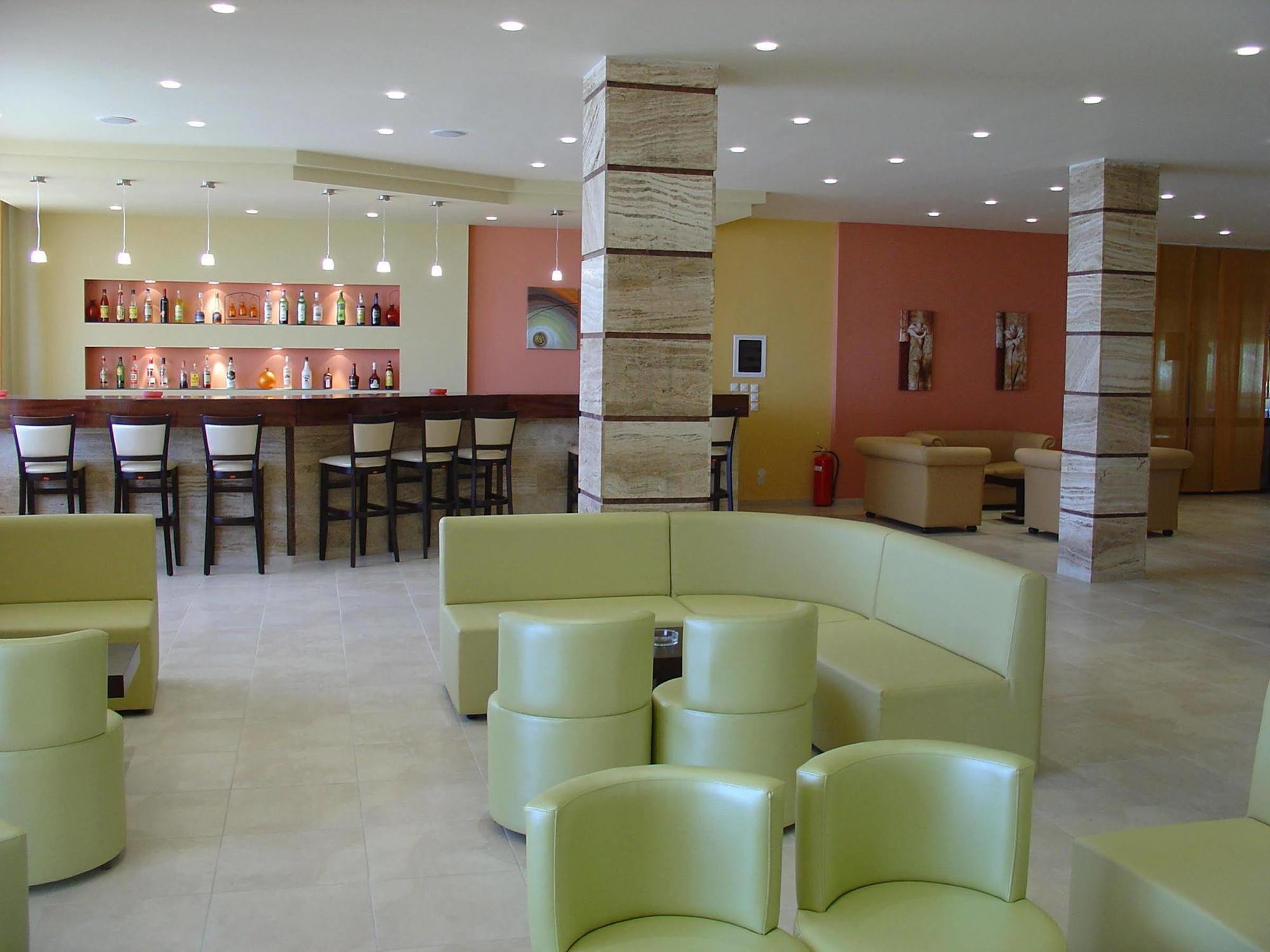 Golden Sands Hotel Agios Georgios  Exterior photo